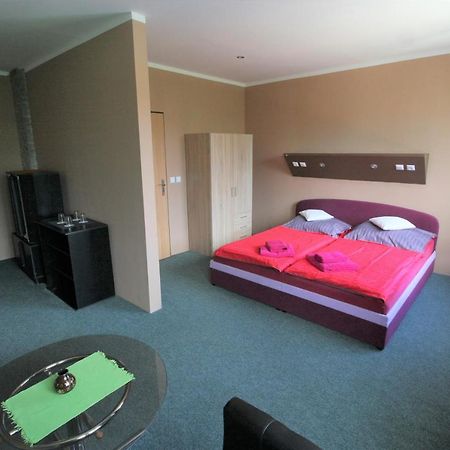 Garni Hotel Liptovsky Mikulas Ngoại thất bức ảnh