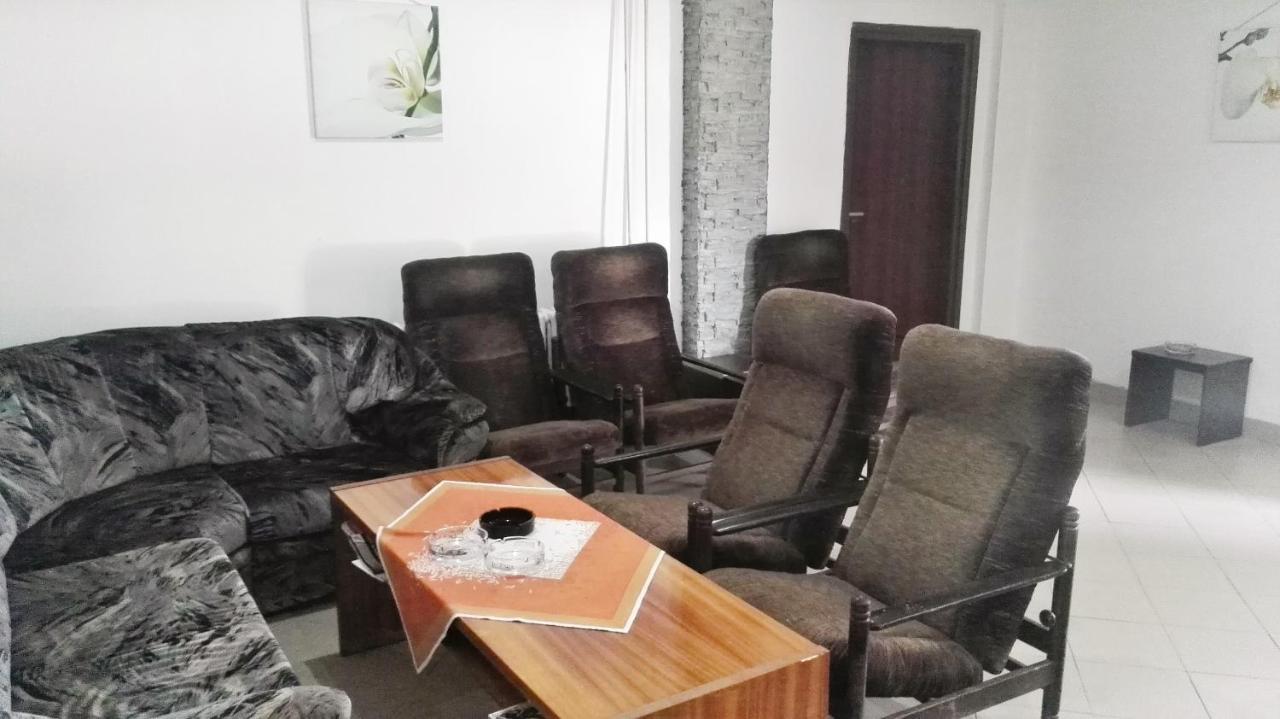 Garni Hotel Liptovsky Mikulas Ngoại thất bức ảnh
