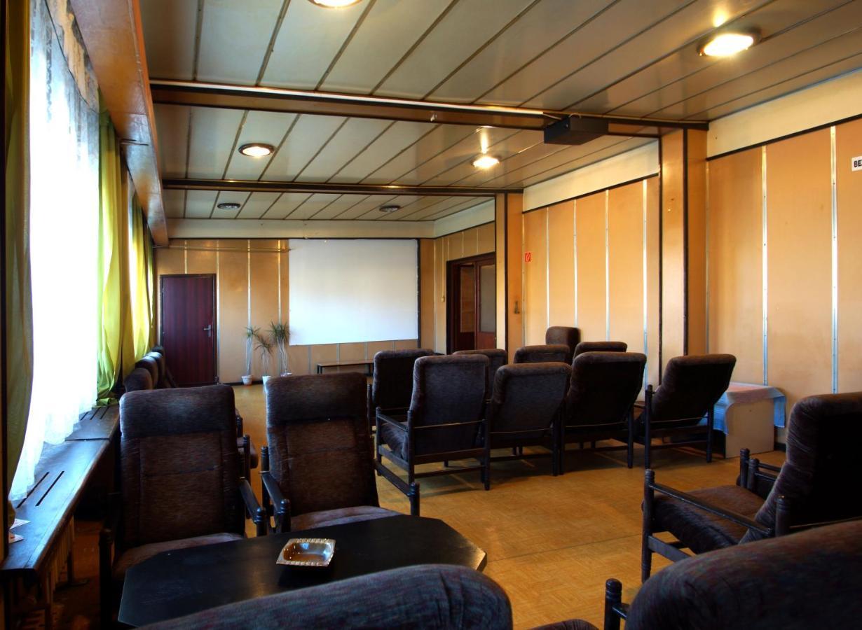Garni Hotel Liptovsky Mikulas Ngoại thất bức ảnh